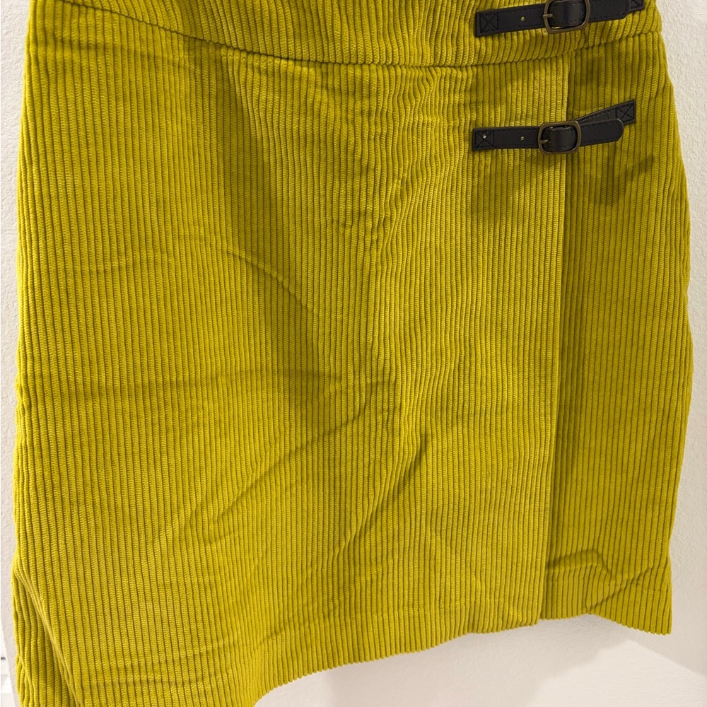 Boden Chartreuse Corduroy above knee Skirt with Brown Buckles